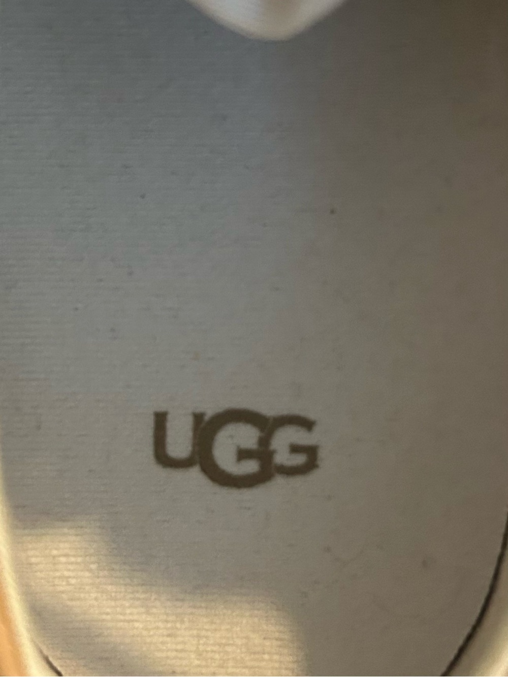 UGG Women’s Alameda Cream Leather Sneakers with Tan Heel Accent - size 9 - Picture 3 of 14